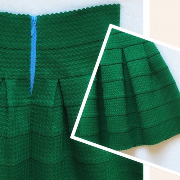 Anthropologie Ponte Bell Pouf Skirt - XS/S - Picture 2 of 3